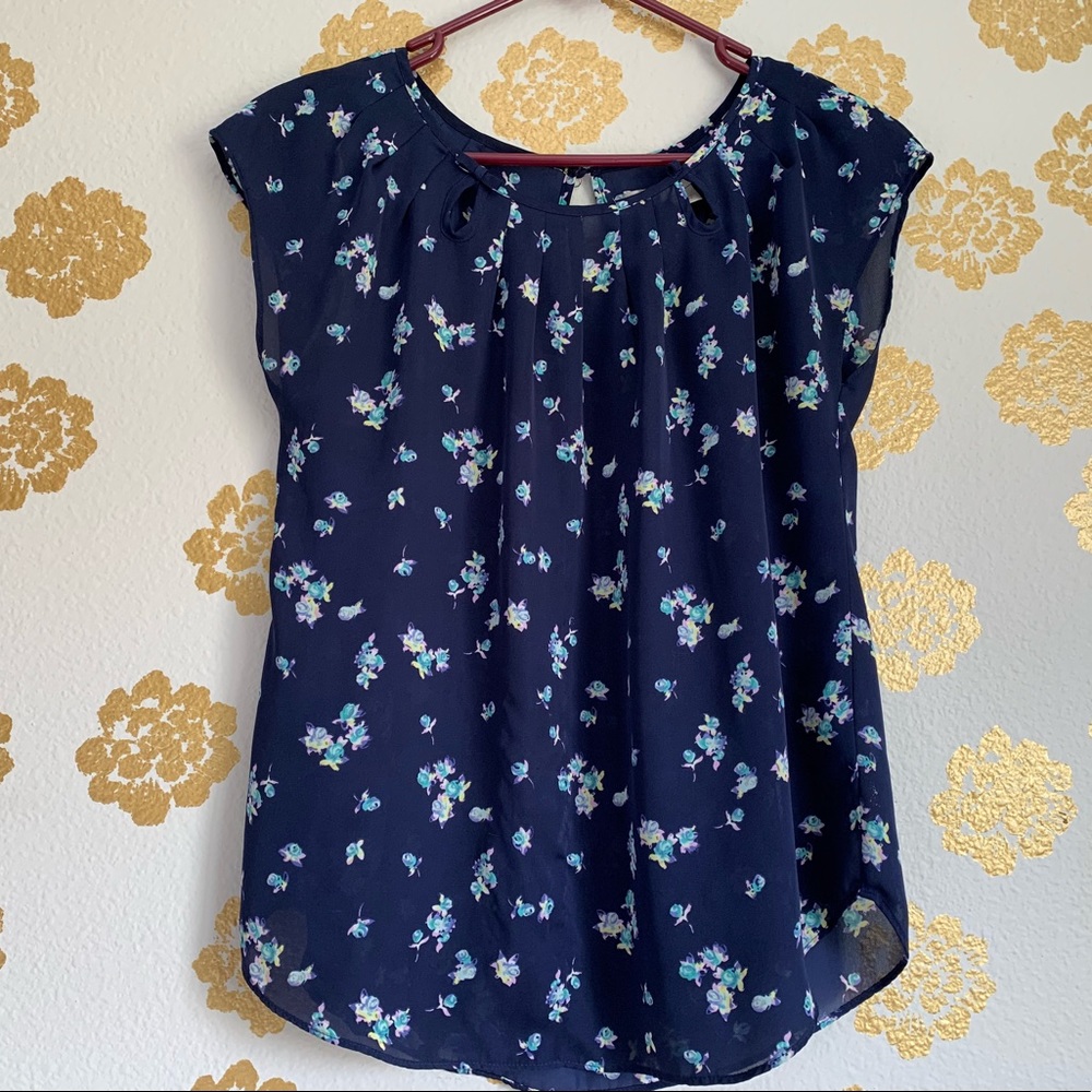 Lauren Conrad flowy blouse